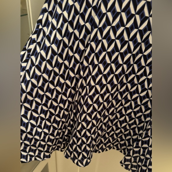 Banana Republic Patterned Navy Blue Dress - Picture 5 of 6